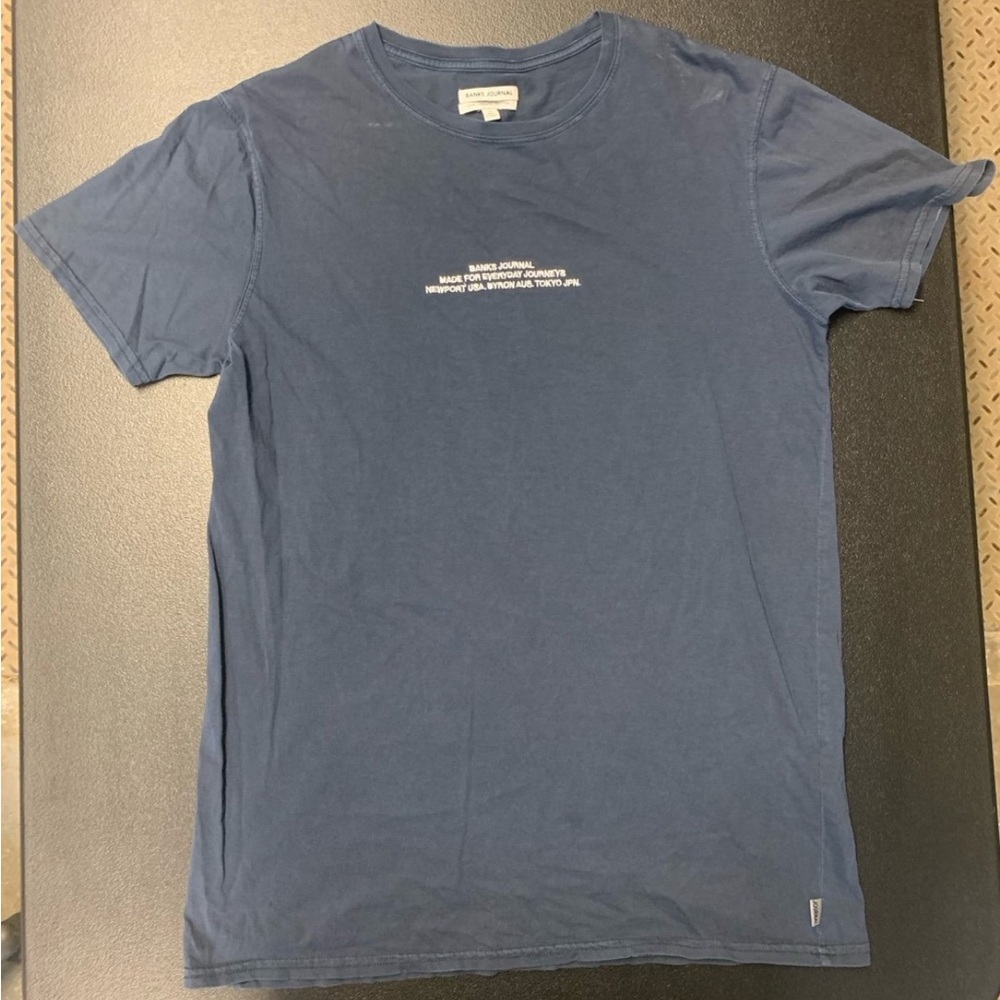Mens Banks Journal 100% Organic Cotton T-Shirt  Size Medium